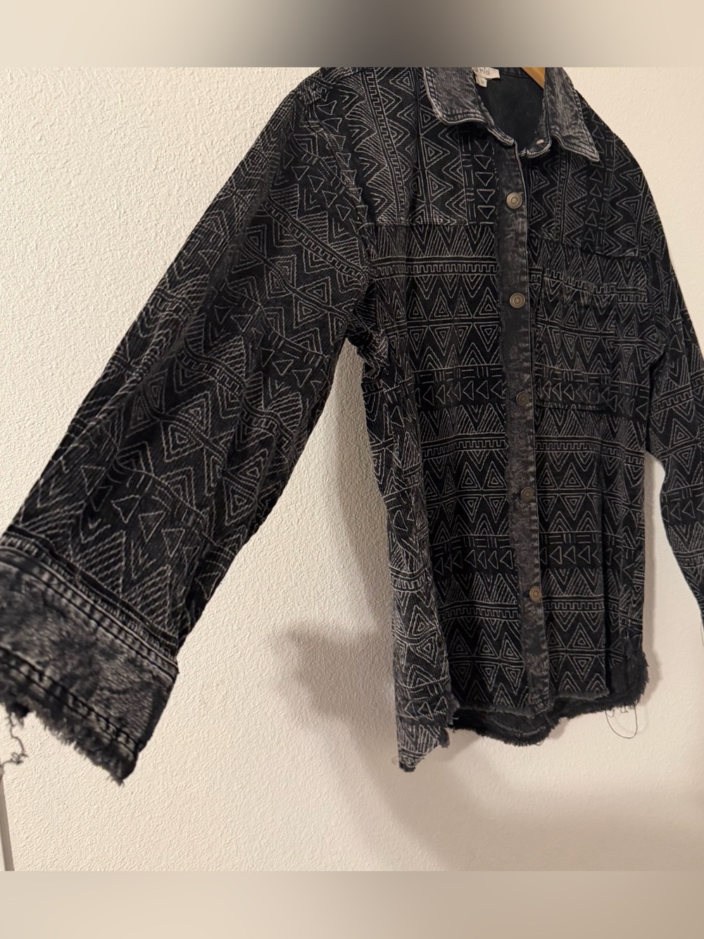 La Miel Shaket Jacket Southwestern Fringe Button Denim Courdaroy Shirt Black MD - Picture 7 of 12